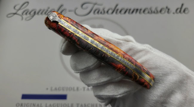laguiole taschenmesser „der weltraum“ – kollektion cosmos – holundermaser rot