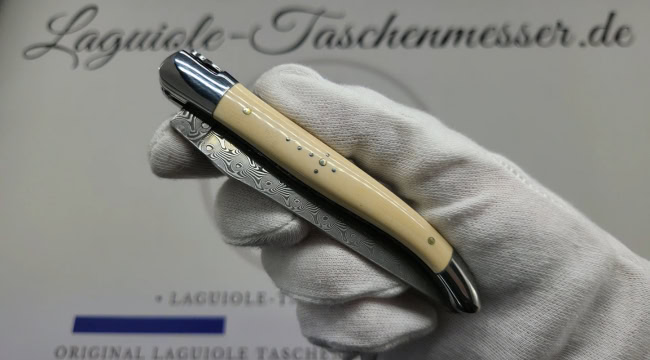 laguiole taschenmesser mit damastklinge & doppelplatinen – griff aus mammut elfenbein