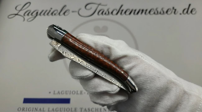 laguiole taschenmesser mit damastklinge & doppelplatinen – griff aus schlangenholz