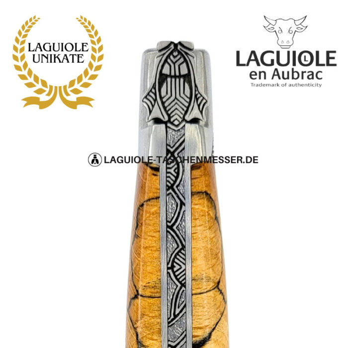 heilige buche: laguiole taschenmesser aus buchenholz – gravierte biene, backen und feder