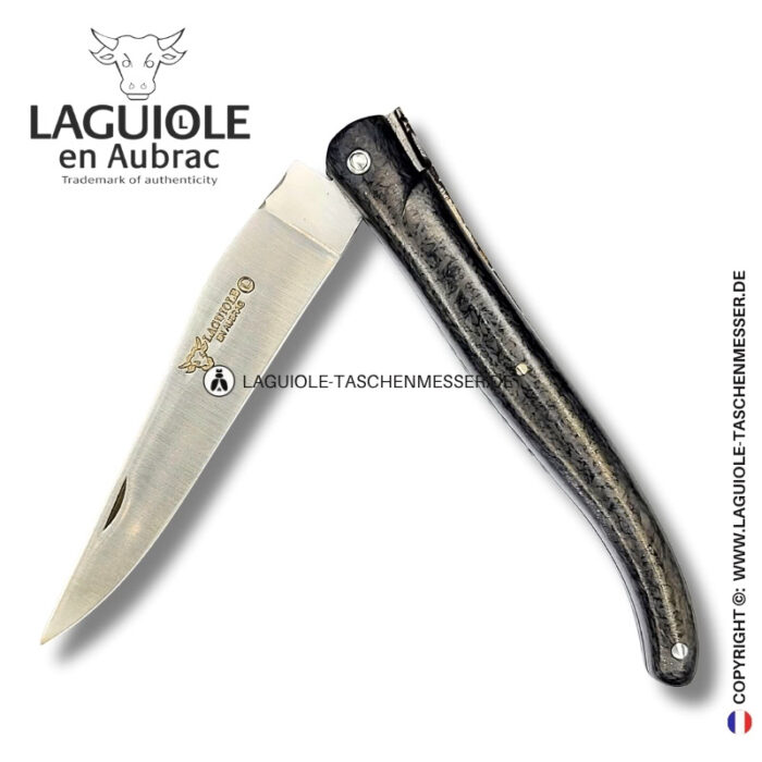 schwarze sonnenfinsternis: laguiole taschenmesser aus carbon – gravierte biene und feder