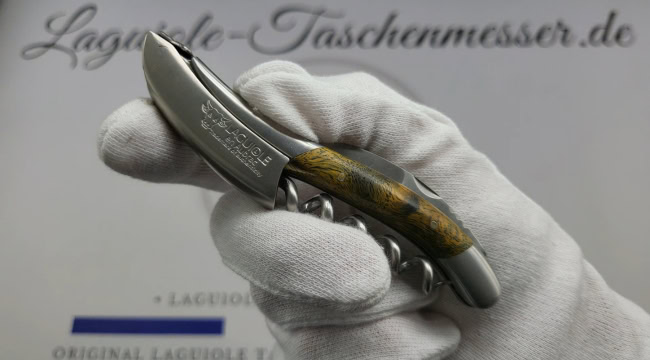 laguiole en aubrac kellnermesser grünem cheesewood