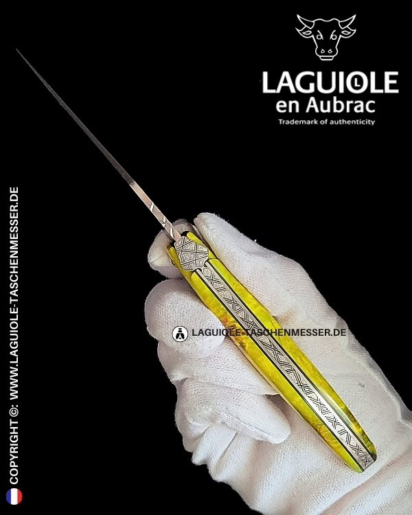 smaragdglyphen: laguiole taschenmesser aus grüner pappelmaser, vollgriff