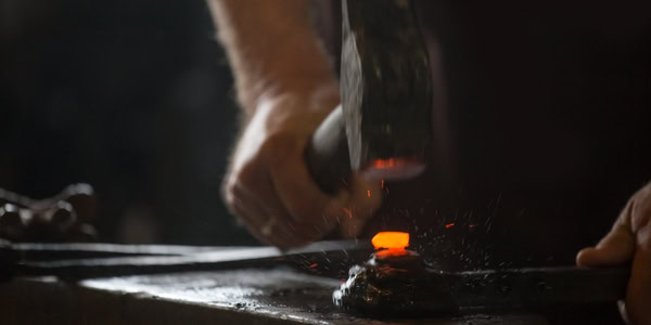 gehämmerten backen